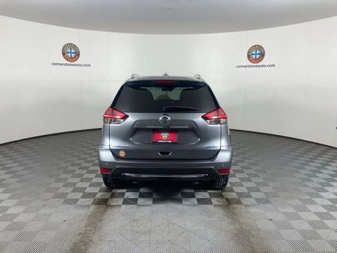 Used 2019 Nissan Rogue SV image 20
