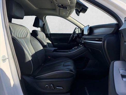 Used 2024 Hyundai Palisade Limited image 20