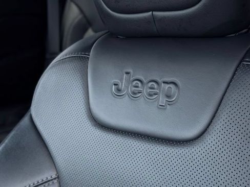 Used 2023 Jeep Cherokee Altitude Lux w/ Lux Elite Package AWD/4WD image 21
