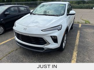 Used 2025 Buick Encore GX Preferred AWD/4WD video 1