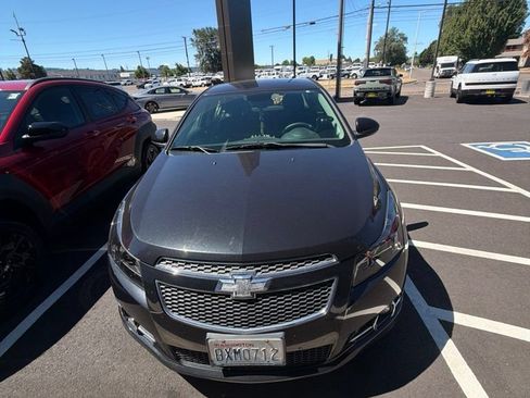 Used 2013 Chevrolet Cruze LT w/ RS Package FWD image 10