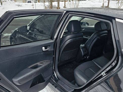 Used 2019 Kia Optima S w/ S Panoramic Sunroof Package image 13