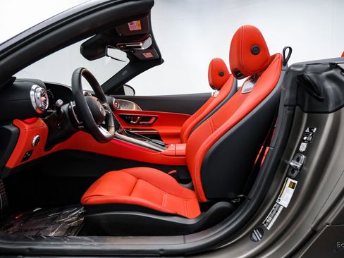 Used 2022 Mercedes-Benz SL 55 AMG 4MATIC image 48