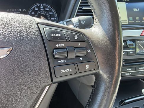 Used 2017 Genesis G80 3.8 AWD/4WD image 25