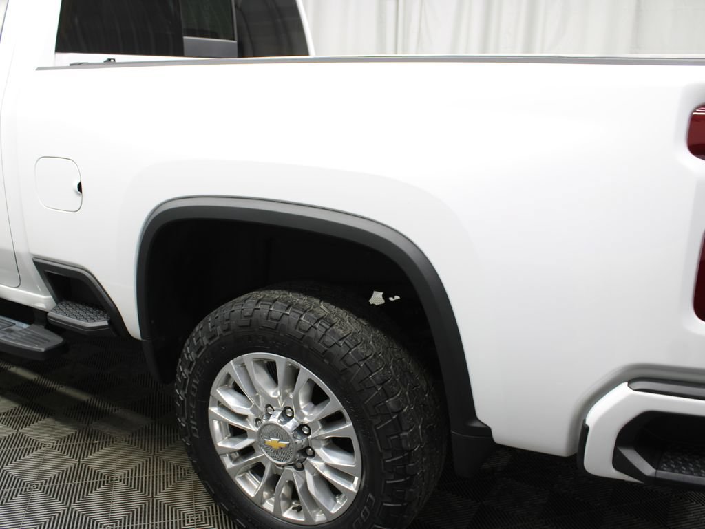 Used 2023 Chevrolet Silverado 3500 High Country w/ Technology Package AWD/4WD image 56
