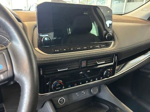 Certified 2023 Nissan Rogue SL w/ SL Premium Package AWD/4WD image 19