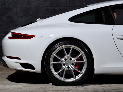 Used 2019 Porsche 911 Carrera S image 26