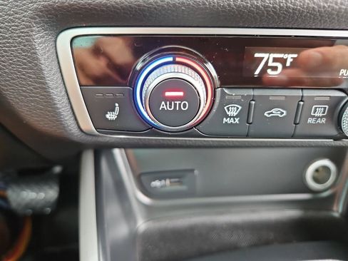 Used 2017 Audi A3 2.0T Premium w/ Convenience Package AWD/4WD image 32