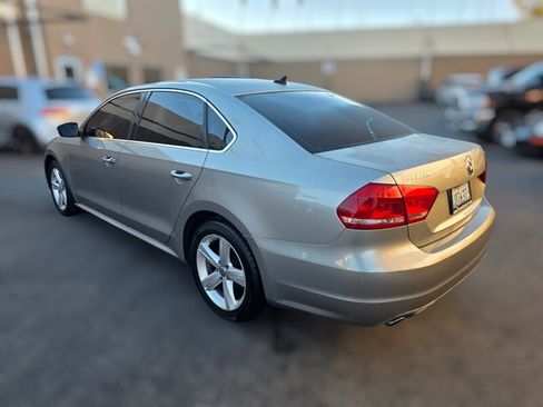 Used 2013 Volkswagen Passat 2.5 SE FWD image 8