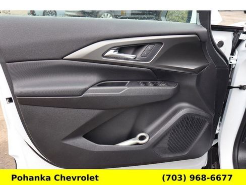 New 2026 Chevrolet Equinox EV LT image 22