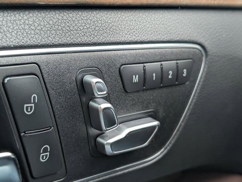 Used 2016 Mercedes-Benz E 350 Sedan image 10