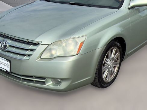Used 2006 Toyota Avalon Limited FWD image 24