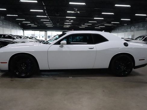Used 2023 Dodge Challenger SRT Hellcat image 2