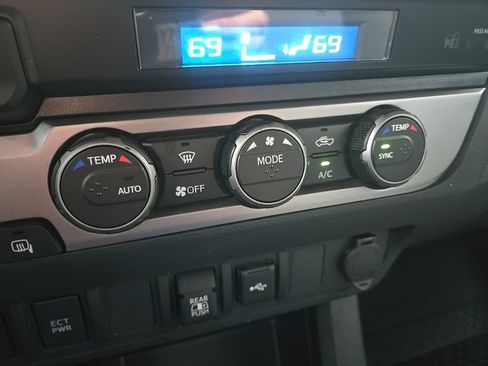 Used 2023 Toyota Tacoma SR5 image 62