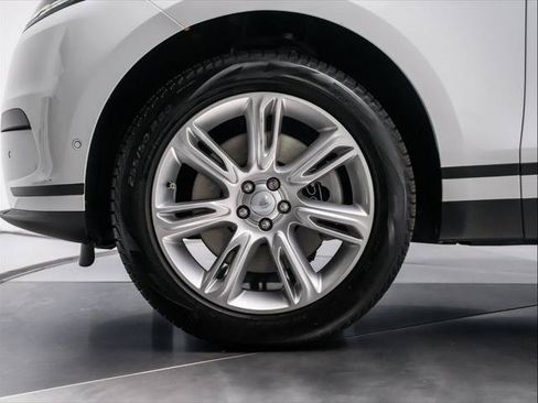 Used 2026 Land Rover Range Rover Velar S AWD/4WD image 11