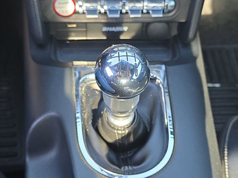 Used 2016 Ford Mustang GT Premium w/ Equipment Group 401A image 21