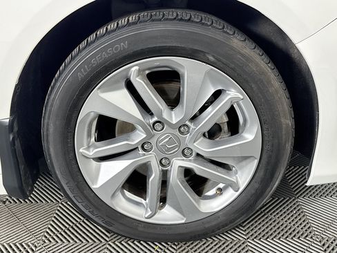 Used 2020 Honda Accord LX image 30