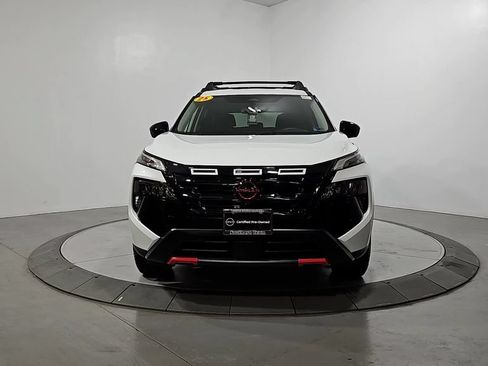 Certified 2025 Nissan Rogue SV AWD/4WD image 10