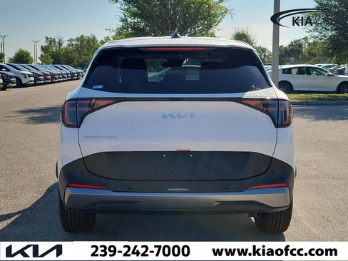 New 2026 Kia Sportage LX FWD image 5