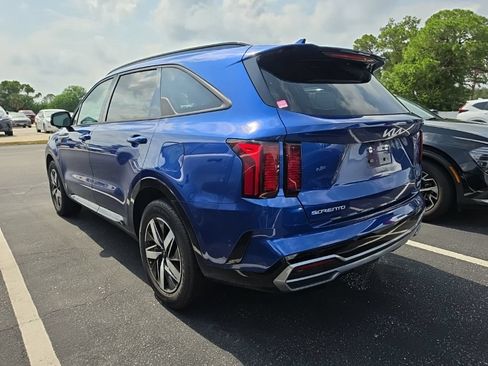 Certified 2023 Kia Sorento S FWD image 15