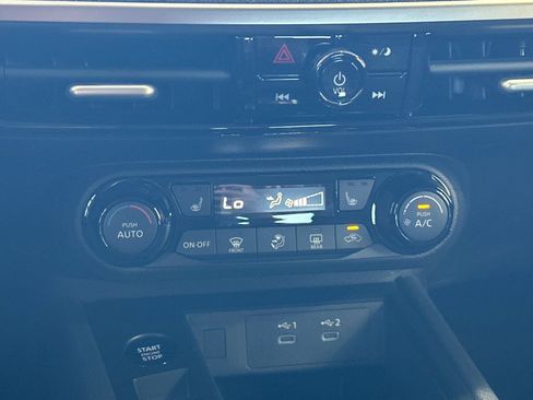 New 2026 Nissan Kicks SV w/ Charging Package image 17