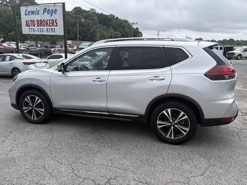 Used 2018 Nissan Rogue SL FWD image 1