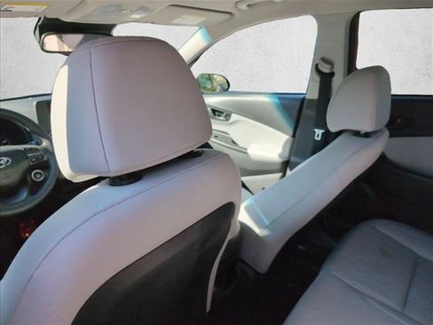 Certified 2023 Hyundai Kona SEL AWD/4WD image 21