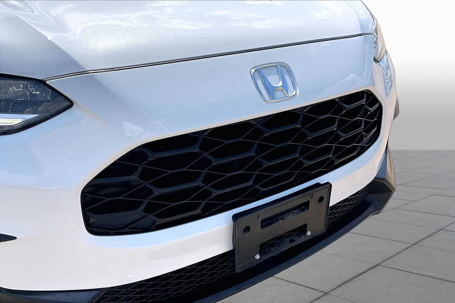 Used 2025 Honda HR-V LX image 30