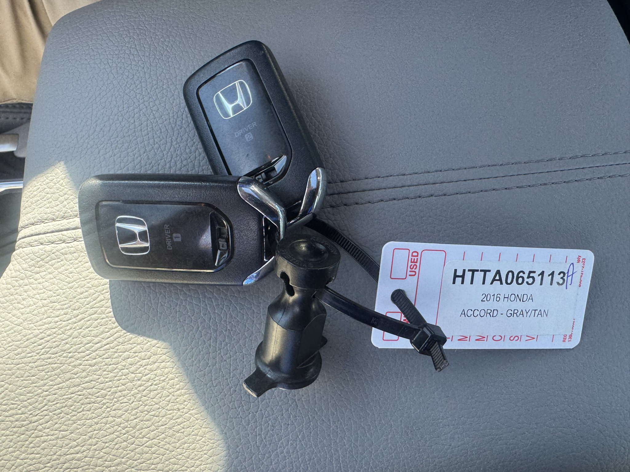 Used 2016 Honda Accord EX-L image 30