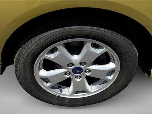 Used 2016 Ford Transit Connect Titanium FWD image 9
