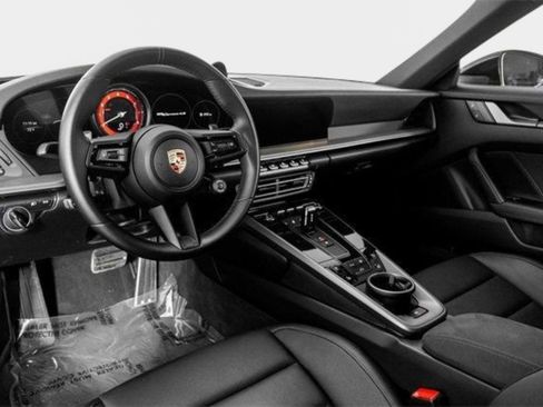 Used 2024 Porsche 911 Carrera 4 GTS image 3