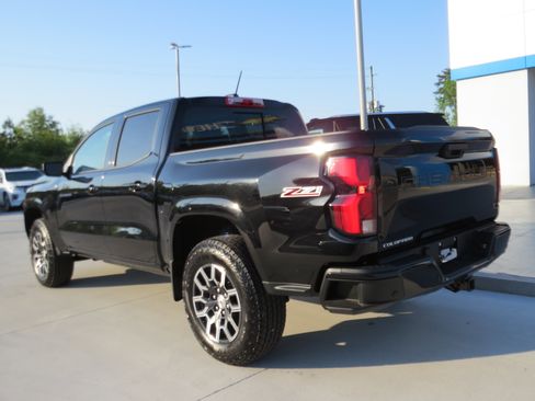 New 2026 Chevrolet Colorado Z71 w/ Z71 Convenience Package 2 AWD/4WD image 4