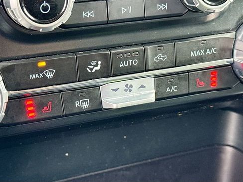 Certified 2023 Ford F150 XLT w/ Equipment Group 302A High image 22