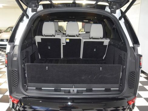 Used 2020 Land Rover Discovery HSE Luxury image 34