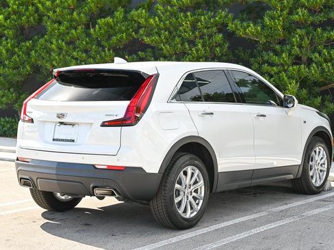 Used 2021 Cadillac XT4 Luxury image 4