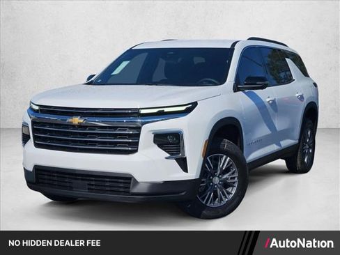 New 2026 Chevrolet Traverse LT w/ Driver Confidence Package FWD image 1
