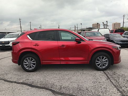 Used 2024 MAZDA CX-5 AWD 2.5 S w/ Preferred Package image 2