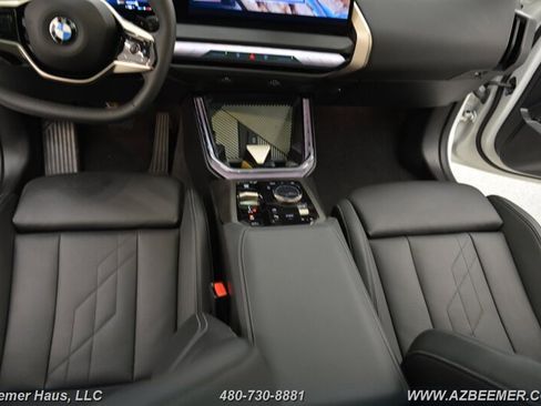Used 2025 BMW X3 xDrive30i w/ Premium Package AWD/4WD image 17