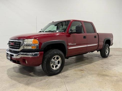 Used 2005 GMC Sierra 2500 SLE w/ Heavy-Duty Power Package image 1