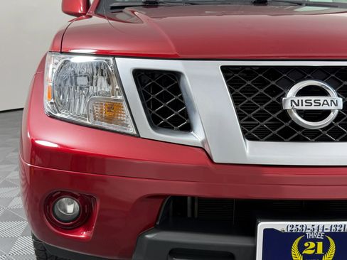Used 2021 Nissan Frontier PRO-4X w/ Pro-4x Utility Package AWD/4WD image 4