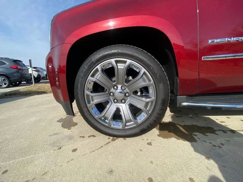 Used 2016 GMC Yukon Denali w/ Open Road Package image 10