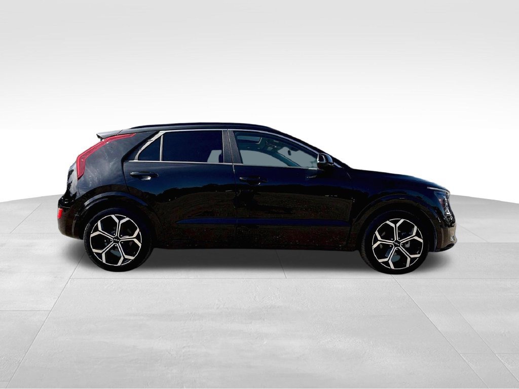 Certified 2023 Kia Niro EX Touring FWD image 10