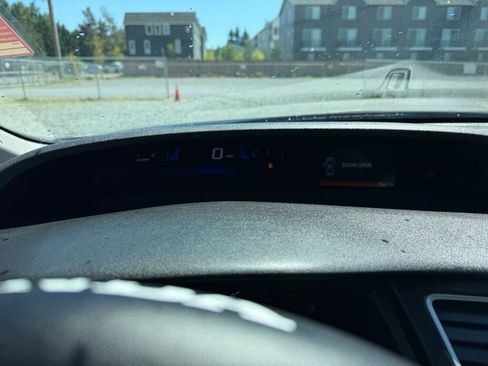 Used 2014 Honda Civic LX image 12