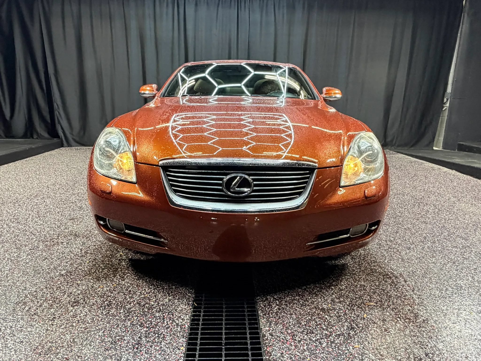 Used 2006 Lexus SC 430 Convertible RWD image 3