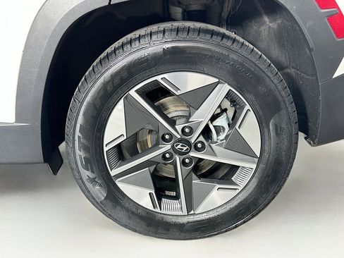 Used 2025 Hyundai Tucson SEL image 11