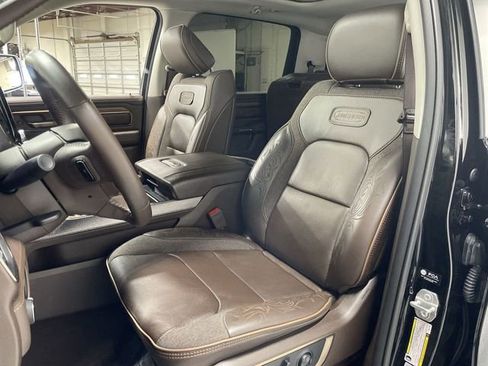 Used 2025 RAM 1500 Limited image 11