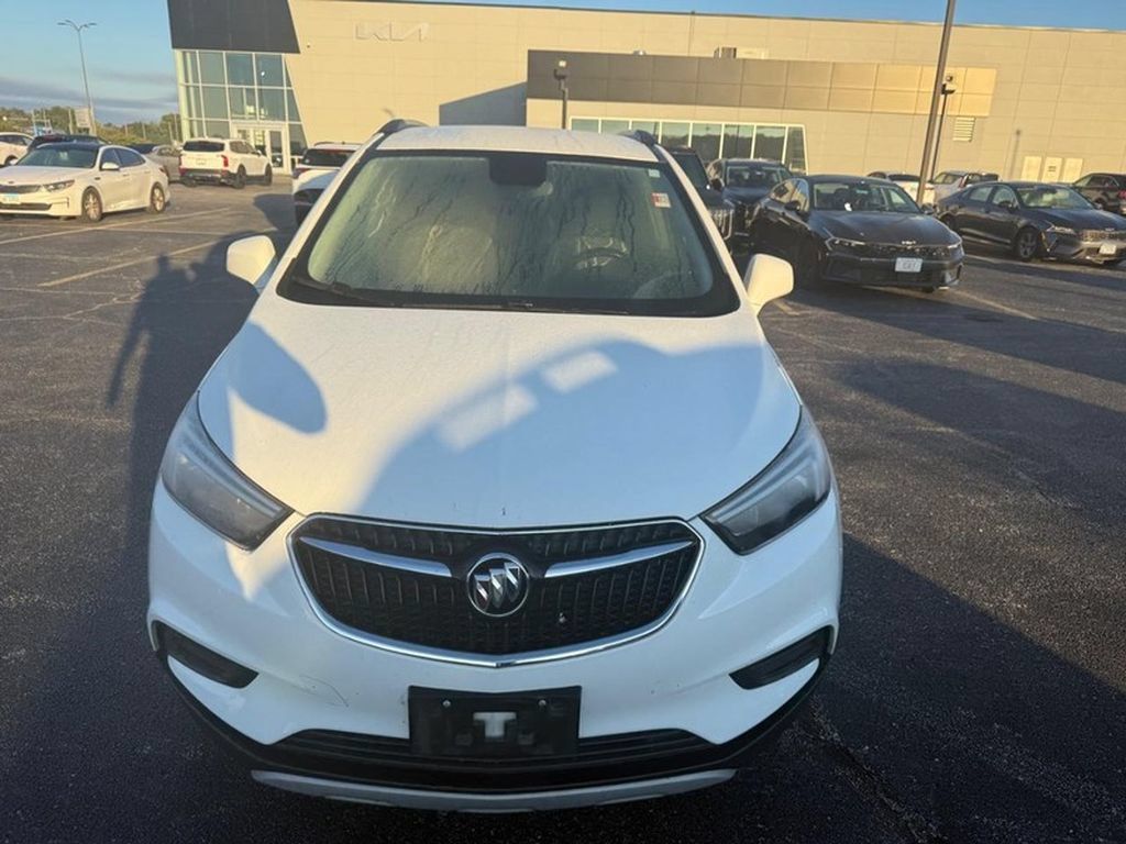 Used 2020 Buick Encore Preferred FWD image 11