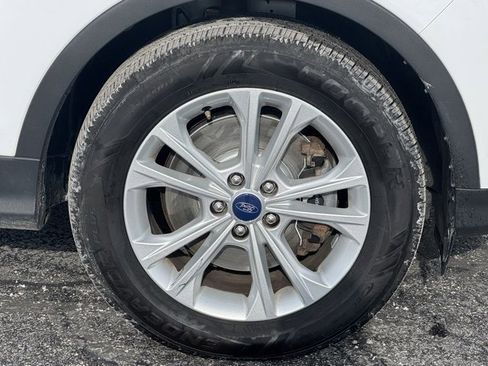 Used 2018 Ford Escape SEL image 44