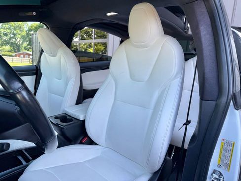 Used 2020 Tesla Model X AWD/4WD image 17