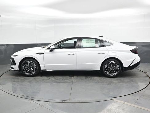 New 2026 Hyundai Sonata SEL FWD image 8